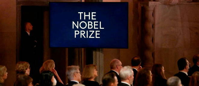 Le prix Nobel de litterature est l'un des plus prestigieux au monde, avec le prix Nobel de la paix.
