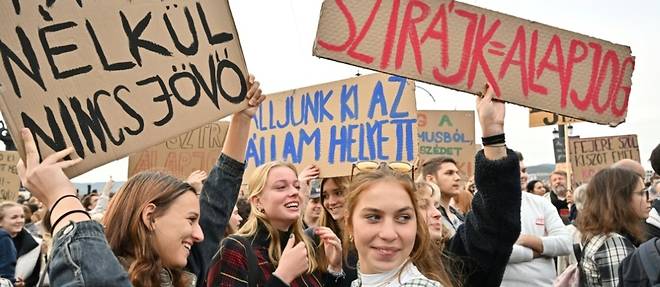 Hongrie : nouvelle manifestation en faveur des enseignants