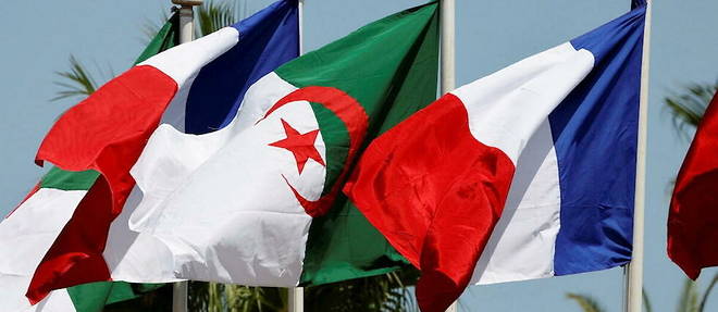 La France et l'Algerie devraient signer des accords dans les champs de la formation, de la transition energetique, de la cooperation economique, de la jeunesse et de l'education, mais aussi sur des projets plus regaliens.
