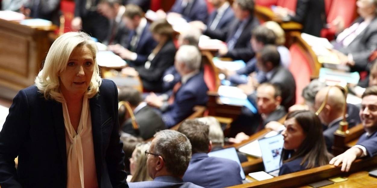 Marine Le Pen Dénonce Un "manque De Vision" Du Gouvernement Pour L ...