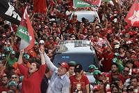 Br&eacute;sil: Lula gagnerait la pr&eacute;sidentielle 53%-47% contre Bolsonaro, selon un sondage