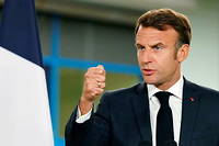 Macron annonce une hausse de la prime pour l&rsquo;achat d&rsquo;une voiture &eacute;lectrique