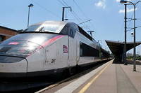 Nuages sur le TGV Le&nbsp;Havre-Marseille