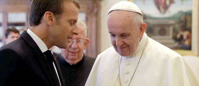 Emmanuel Macron et le pape Francois, au Vatican, le 26 juin 2018.
