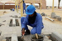 Qatar&nbsp;: des travailleurs migrants d&eacute;noncent le non-paiement des salaires