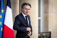 Le ministre de la Transition écologique, Christophe Béchu, au sortir du conseil des ministres, mercredi 2 novembre 2022 sur le parvis de l'Élysée.
