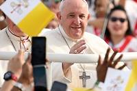 &quot;Le r&ecirc;ve d'une vie&quot;: &agrave; Bahre&iuml;n, drapeaux et &eacute;motion &agrave; la messe du pape