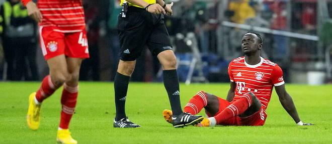 La blessure au perone droit de Sadio Mane est un coup dur pour les Lions de la Treanga, champions d'Afrique a onze jours du coup d'envoi de la Coupe du monde au Qatar.
