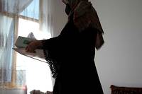 D'&eacute;coli&egrave;res &agrave; femmes au foyer, le destin des Afghanes sous le r&eacute;gime taliban