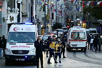 L'explosion, qui s'est produite rue Istiqlal, artère commerçante très fréquentée en plein cœur d'Istanbul, a fait plusieurs morts.

