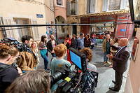 Sur le tournage de l'ultime prime de « Plus belle la vie » dans les studios de la Belle de Mai à Marseille, début septembre 2022.
