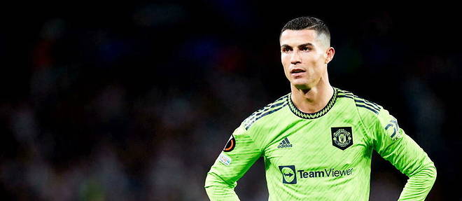 Cristiano Ronaldo quitte Manchester United d'un commun accord avec le club.