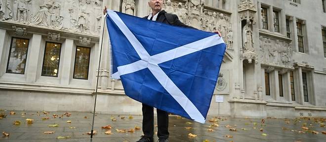 Malgre un revers judiciaire sur un referendum d'independance, le gouvernement ecossais ne renonce pas