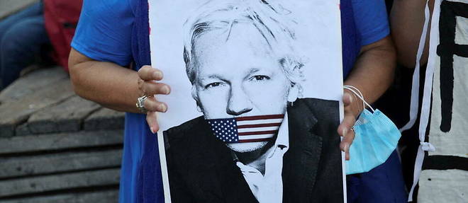 Julian Assange est detenu dans une prison de haute securite pres de Londres dans l'attente de son proces.
