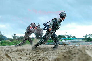 Des soldats de l’armée chinoise lors d’un exercice à Zhangzhou, le 24 août 2022.
