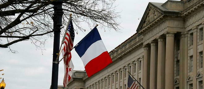 The French president and his wife land Tuesday evening in the American federal capital accompanied by an important and prestigious delegation.
