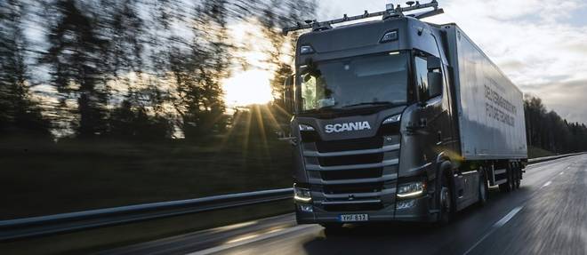 En Suede, le camion autonome taille la route