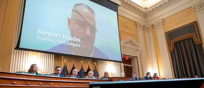 Stewart Rhodes, fondateur des Oath Keepers, durant une audition preliminaire a son proces, le 9 juin 2022 a Washington.
