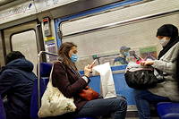 Le masque va-t-il redevenir obligatoire dans les transports ?
