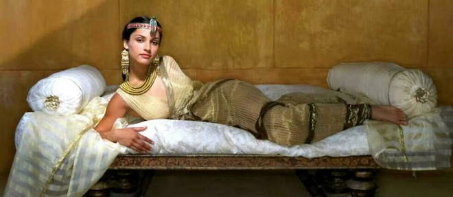 Leonor Varela joue le role de Cleopatre dans la serie realisee par Franc Roddam, produite par Hallmark Entertainment en 1999.
