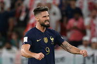 Olivier Giroud juste après son ouverture du score pour la France face à la Pologne en 8 es  de finale de la Coupe du monde, le 4 décembre 2022.
