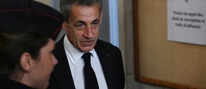 Proces en appel des "ecoutes": Nicolas Sarkozy affirme etre venu "defendre son honneur"