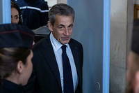 Affaire des &laquo;&nbsp;&eacute;coutes&nbsp;&raquo; : Sarkozy se d&eacute;fend &agrave; l'ouverture de son proc&egrave;s