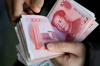 Le yuan, de son nom officiel  renminbi,  « monnaie du peuple », existe en deux versions : le « onshore », destiné au marché intérieur, et l’« offshore ».
