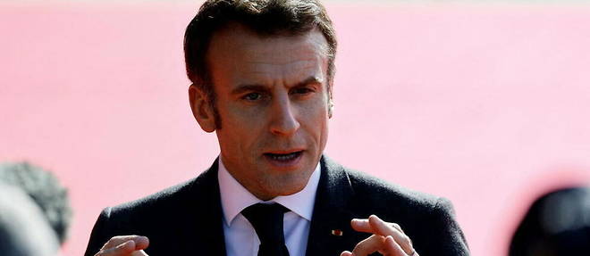 Emmanuel Macron veut relever l'age legal de depart a la retraite a 65 ans. 