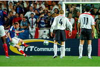 Un doublé de Zidane en l'espace de deux minutes et une fin de match renversante à l'Euro 2004.
