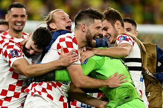 Au bout du suspens aux tirs au but, la Croatie sort le Brésil pourtant archi-favori.

