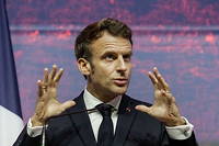 Emmanuel Macron, le 16 novembre 2022 a Bali (Indonesie). Le << en meme temps >>, une arme a double tranchant ?
