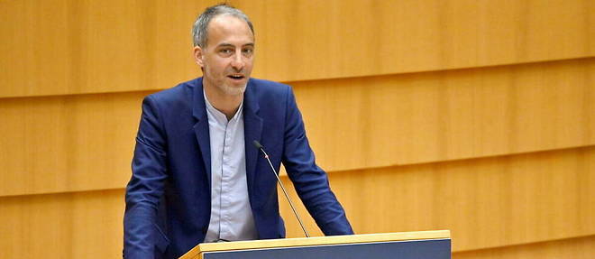 L'eurodepute Raphael Glucksmann a Bruxelles, le 19 mai 2022.
