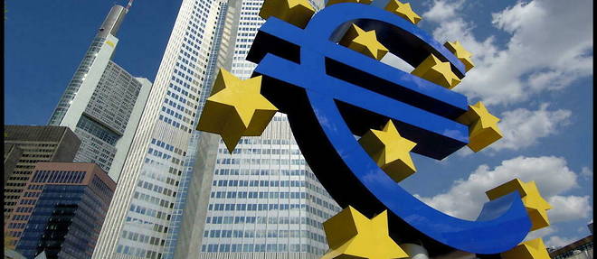 La zone euro devrait toujours subir une inflation elevee, prevoit la BCE.
