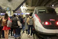 Gr&egrave;ve des contr&ocirc;leurs SNCF&nbsp;: deux trains sur trois rouleront ce week-end