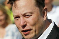 Un simple tweet d&rsquo;Elon Musk fait chuter lourdement Tesla en Bourse