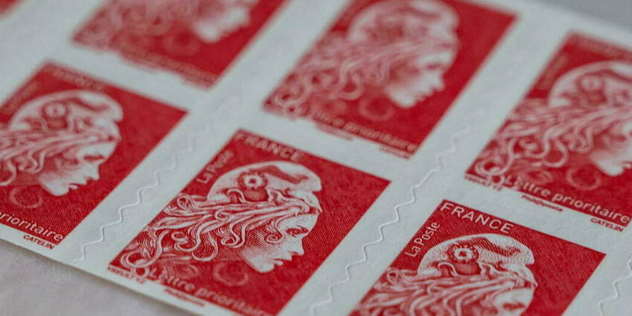 Ce qui change en 2023 pour votre argent : les prix des timbres-poste et du  tabac vont augmenter 