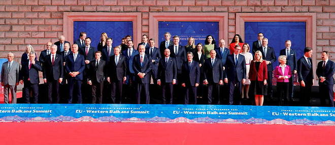 Le sommet de Tirana le 6 decembre entre les Balkans et l'Union europeenne.
