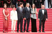 Jean-Claude Pautot (à droite) lors de la présentation à Cannes, en mai 2022, du film  L'Innocent  de Louis Garrel. 
