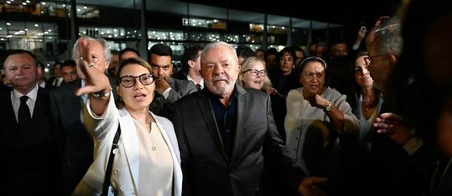 Bresil: vague de soutiens a Lula pour condamner les emeutiers bolsonaristes