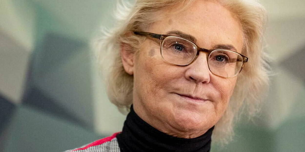 Allemagne pourquoi la ministre de la Défense rend les armes