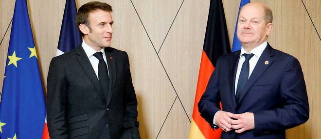Emmanuel Macron et Olaf Scholz le 6 decembre a Tirana.
