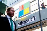 Microsoft doit publier ses résultats trimestriels le 24 janvier. Son chiffre d'affaires est attendu en progression de 2,7 % seulement sur un an, un rythme très faible pour le géant informatique habitué à une croissance à deux chiffres.
