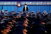 Ali Khamenei, le &laquo;&nbsp;saint&nbsp;&raquo; aux mains rouges