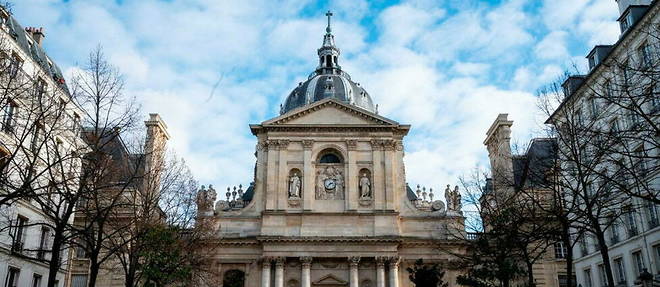 L'universite de la Sorbonne, a Paris.
