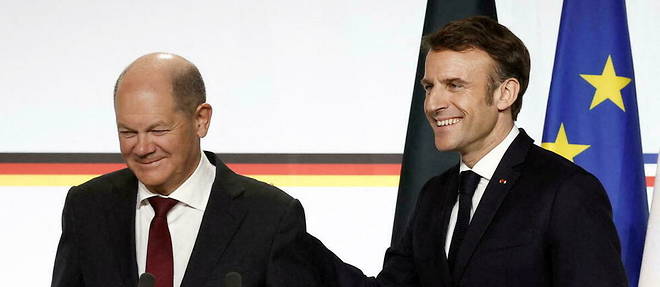 Emmanuel Macron et Olaf Scholz ont celebre ensemble a Paris le 60e anniversaire du traite de Versailles, avant de tenir une conference de presse.
