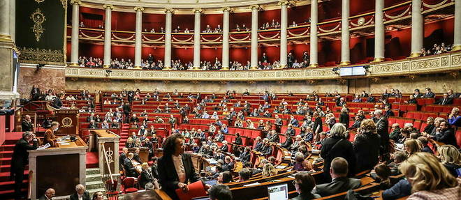 Le Palais-Bourbon recevait dimanche 22 janvier une session parlementaire franco-allemande, a l'occasion du 60e anniversaire du traite de l'Elysee.
