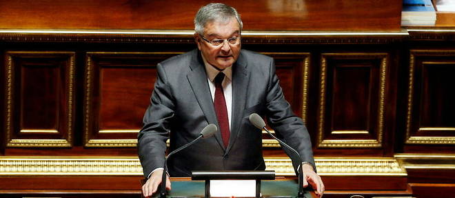 Michel Mercier a ete ministre de la Justice lors de la presidence de Nicolas Sarkozy, dans le gouvernement Fillon III, de 2010 a 2012.
