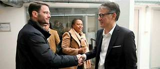 Nicolas Mayer-Rossignol (à gauche), Hélène Geoffroy et Olivier Faure, lors d'une entrevue lundi au siège du PS, à Ivry.
