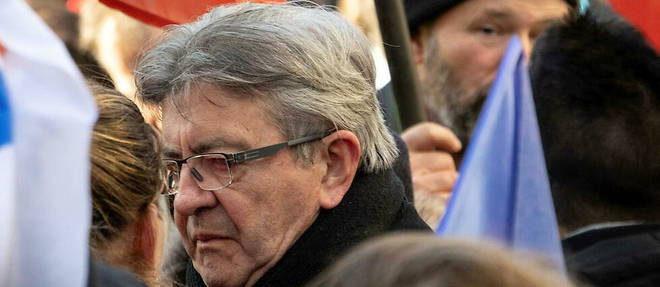 Jean-Luc Melenchon lors de la manifestation contre la reforme des retraites le 21 janvier a Paris. 